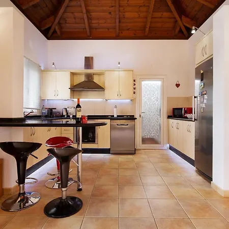 ヴィラ Contenta *