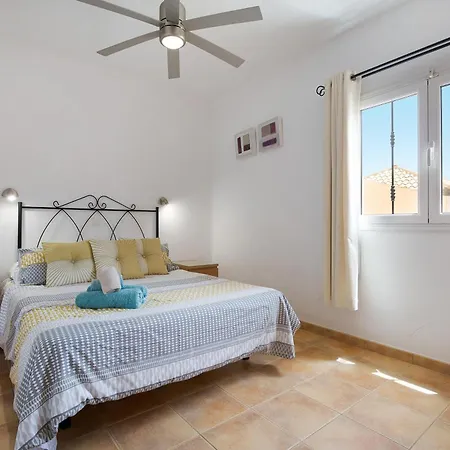 Contenta Villa *